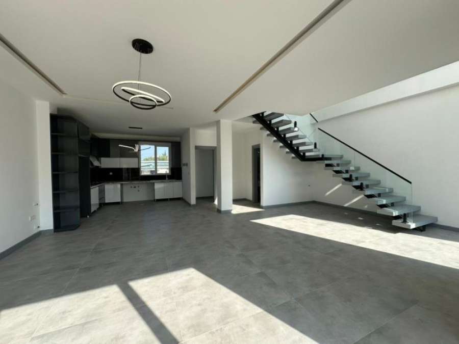 خرید ویلا مدرن شهرکی در علی آباد عسگرخان نوشهر 