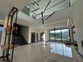 خرید ویلا مدرن استخردار تریپلکس در سرخرود 