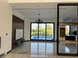 خرید ویلا مدرن استخردار تریپلکس در سرخرود 