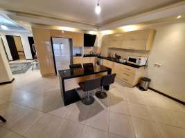 فروش آپارتمان ساحلی در خط دریا سرخرود 