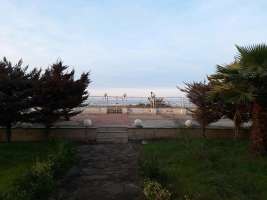 فروش آپارتمان ساحلی در خط دریا سرخرود 