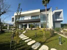 خرید ویلا مدرن ساحلی در شهرک خانه دریا سرخرود 