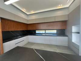 خرید ویلا مدرن ساحلی در شهرک خانه دریا سرخرود 