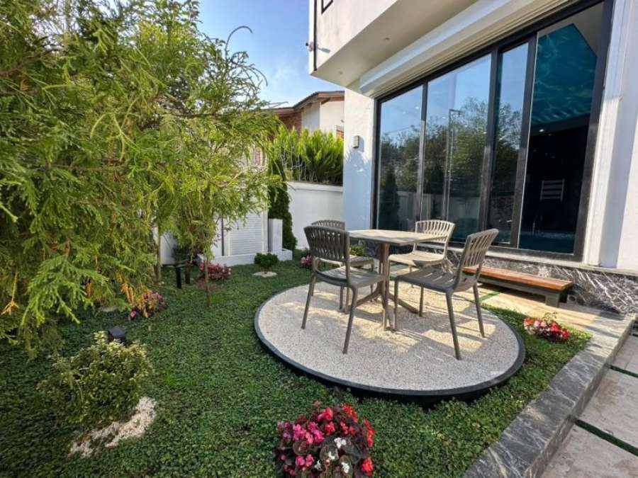 خرید ویلا مدرن استخردار شهرکی در سرخرود 