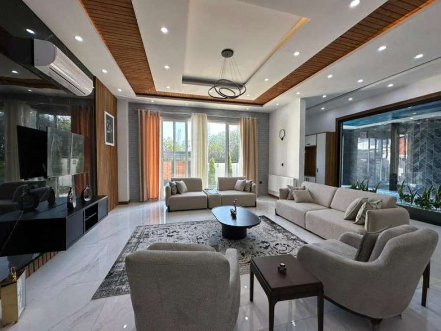 خرید ویلا مدرن استخردار شهرکی در سرخرود 