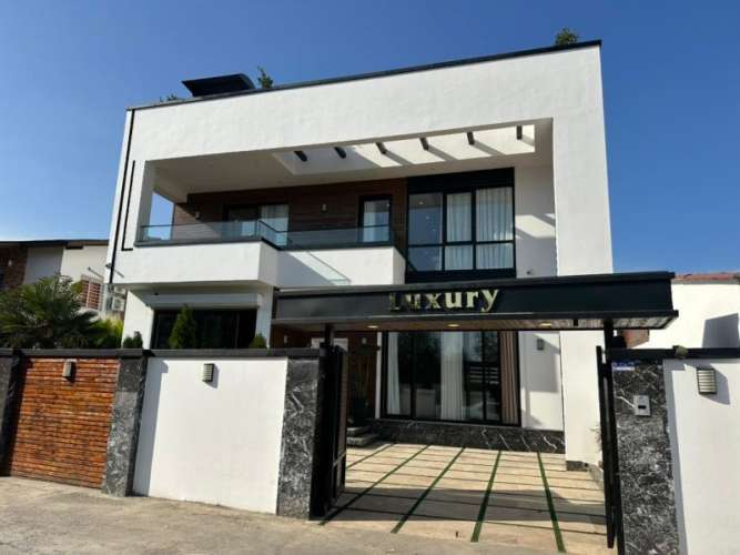 خرید ویلا مدرن استخردار شهرکی در سرخرود