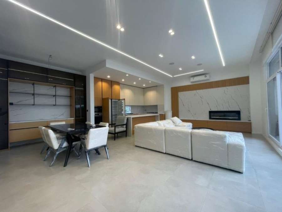 فروش ویلا مدرن استخردار مستقل در سرخرود 