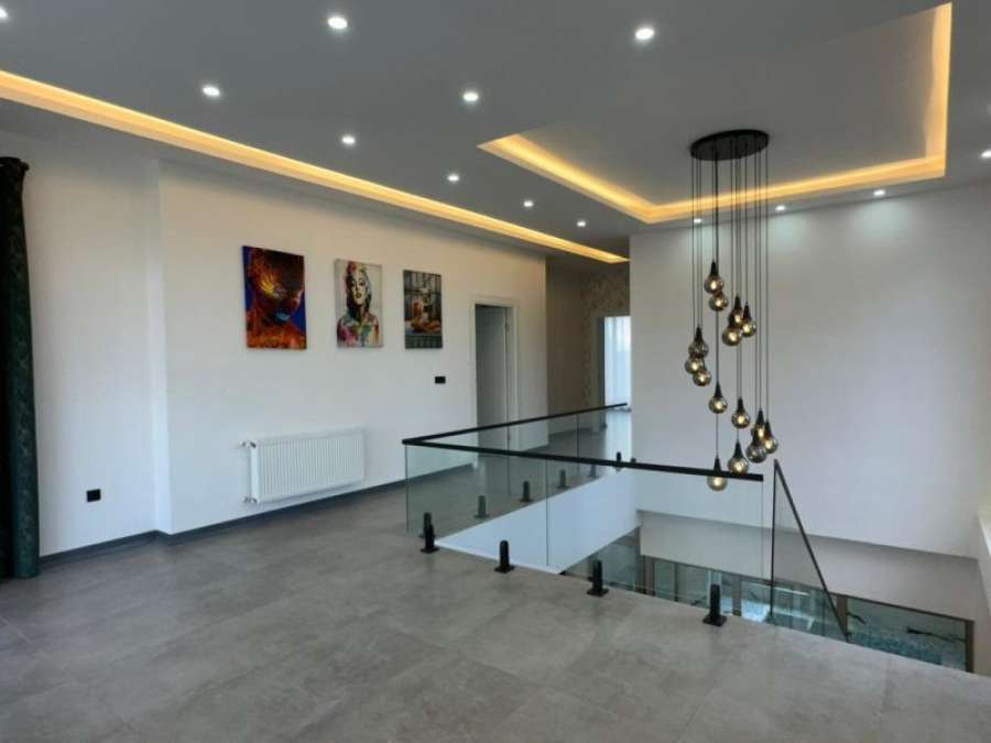 فروش ویلا مدرن مبله شهرکی در سرخرود 