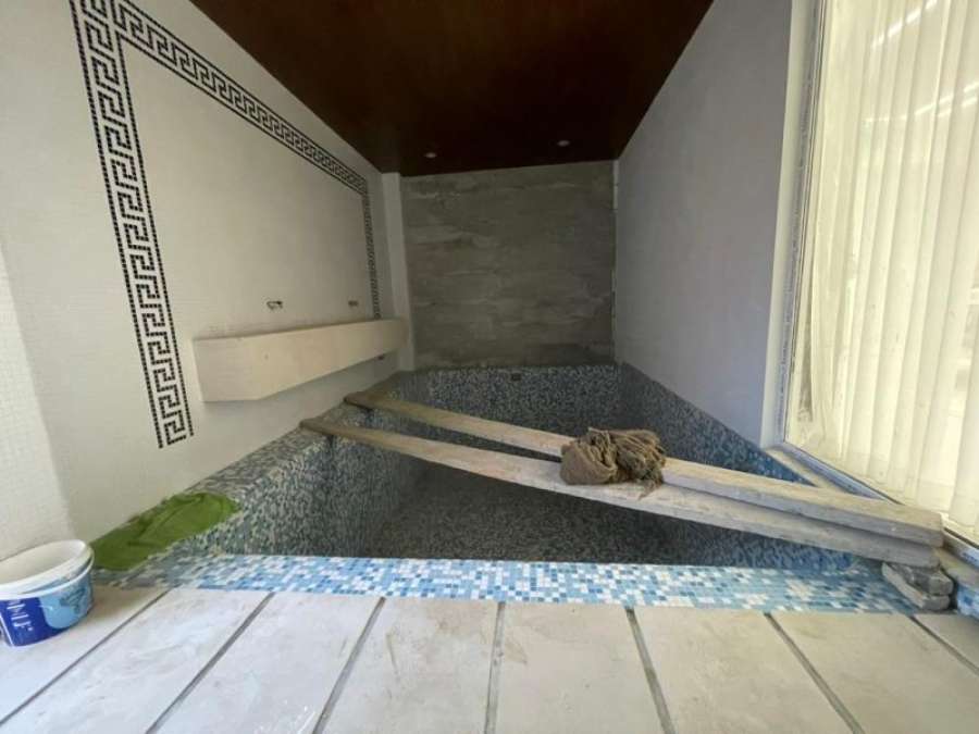 فروش ویلا مدرن استخردار شهرکی در سرخرود 