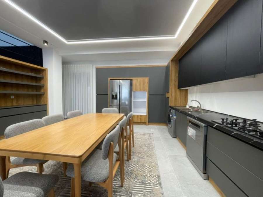 فروش ویلا مدرن استخردار شهرکی در سرخرود 