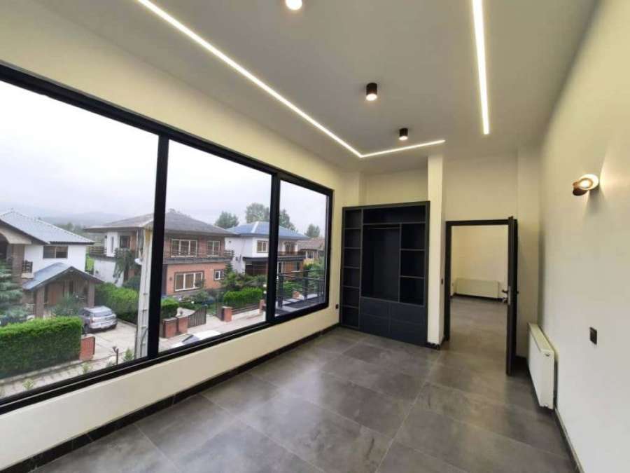 فروش ویلا مدرن هوشمند شهرکی در سرخرود 