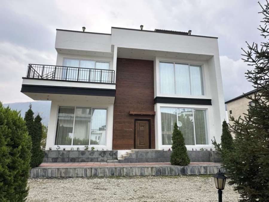 فروش ویلا مدرن شهرکی در سرخ‌رود