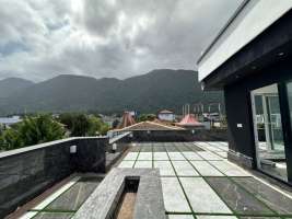 ویلا مدرن استخردار در سنگ‌سرا نوشهر 