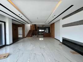 ویلا مدرن استخردار در سنگ‌سرا نوشهر 