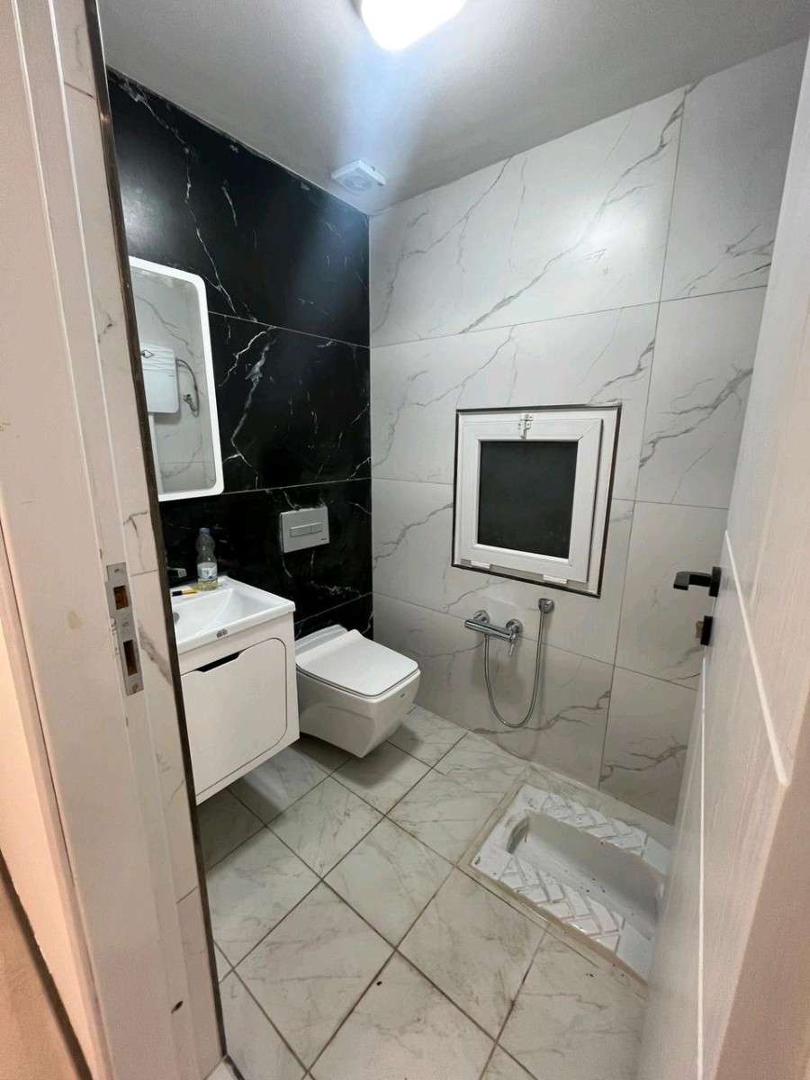 برج ساحلی رویال پارس در خط دریا سرخرود 