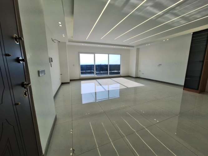 فروش آپارتمان ساحلی نوساز در سرخرود