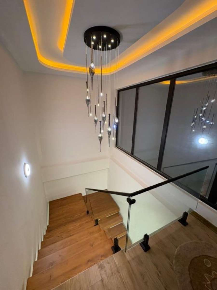 فروش ویلا مدرن استخردار شهرکی در سرخرود