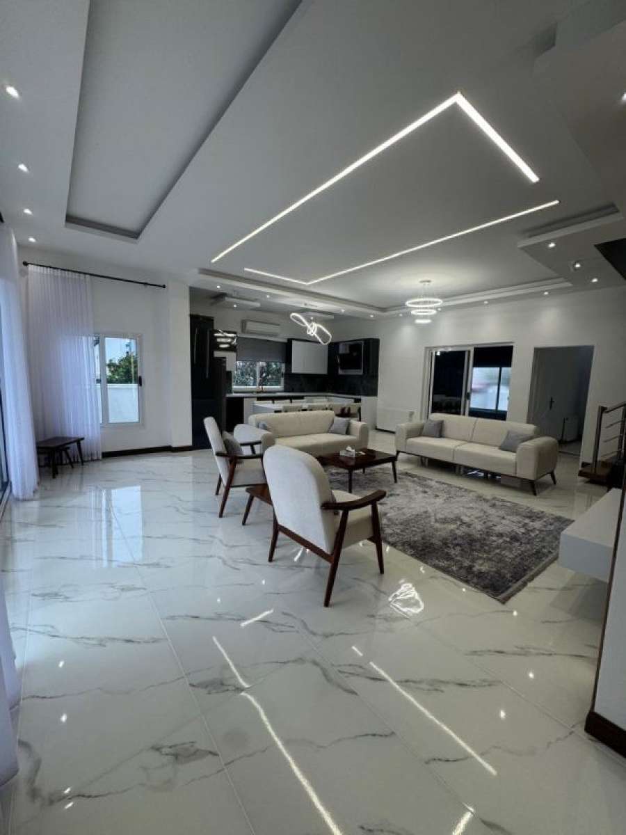 خرید ویلا مبله استخردار در شهر ساحلی سرخرود 