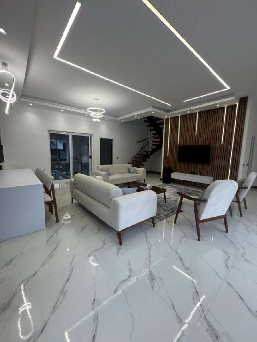 خرید ویلا مبله استخردار در شهر ساحلی سرخرود 