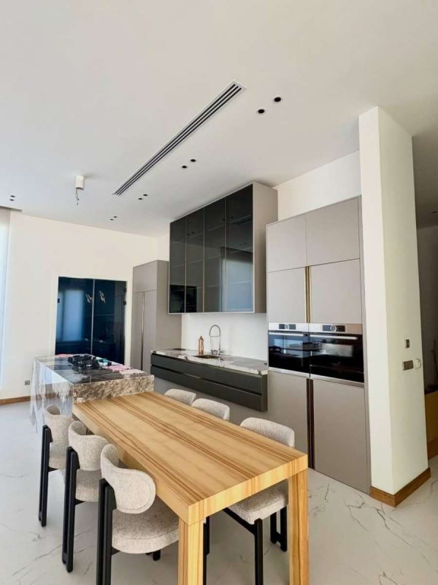 خرید ویلا مدرن استخردار در شهرک خانه دریا سرخرود