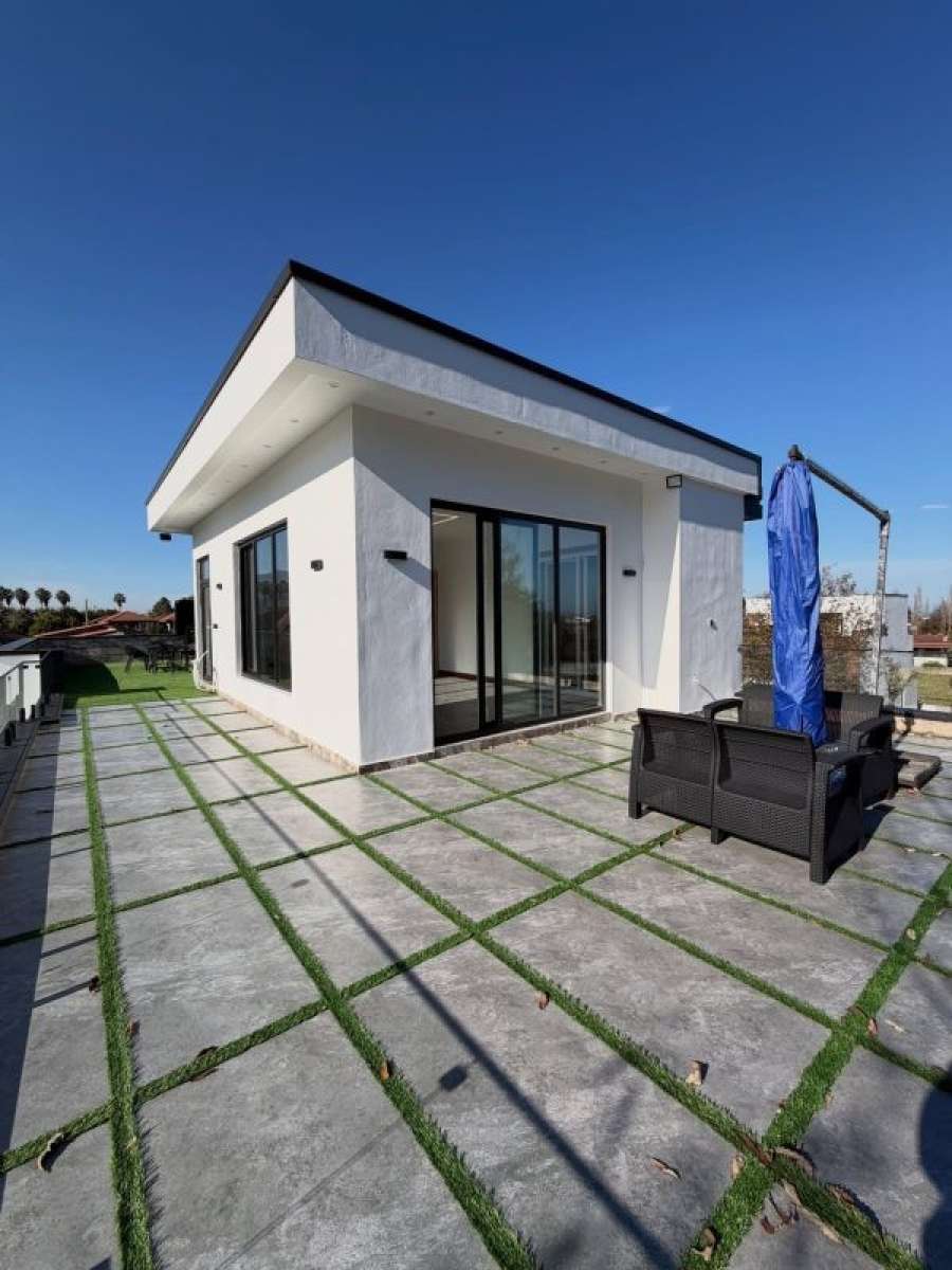 فروش ویلا مدرن ساحلی در سرخرود 