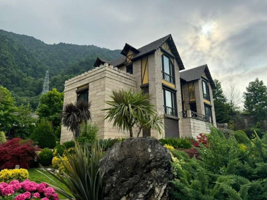 عمارت ویلایی شهرکی در چلک نوشهر