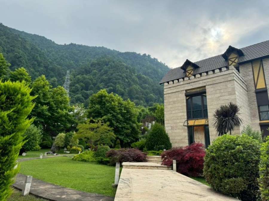 عمارت ویلایی شهرکی در چلک نوشهر