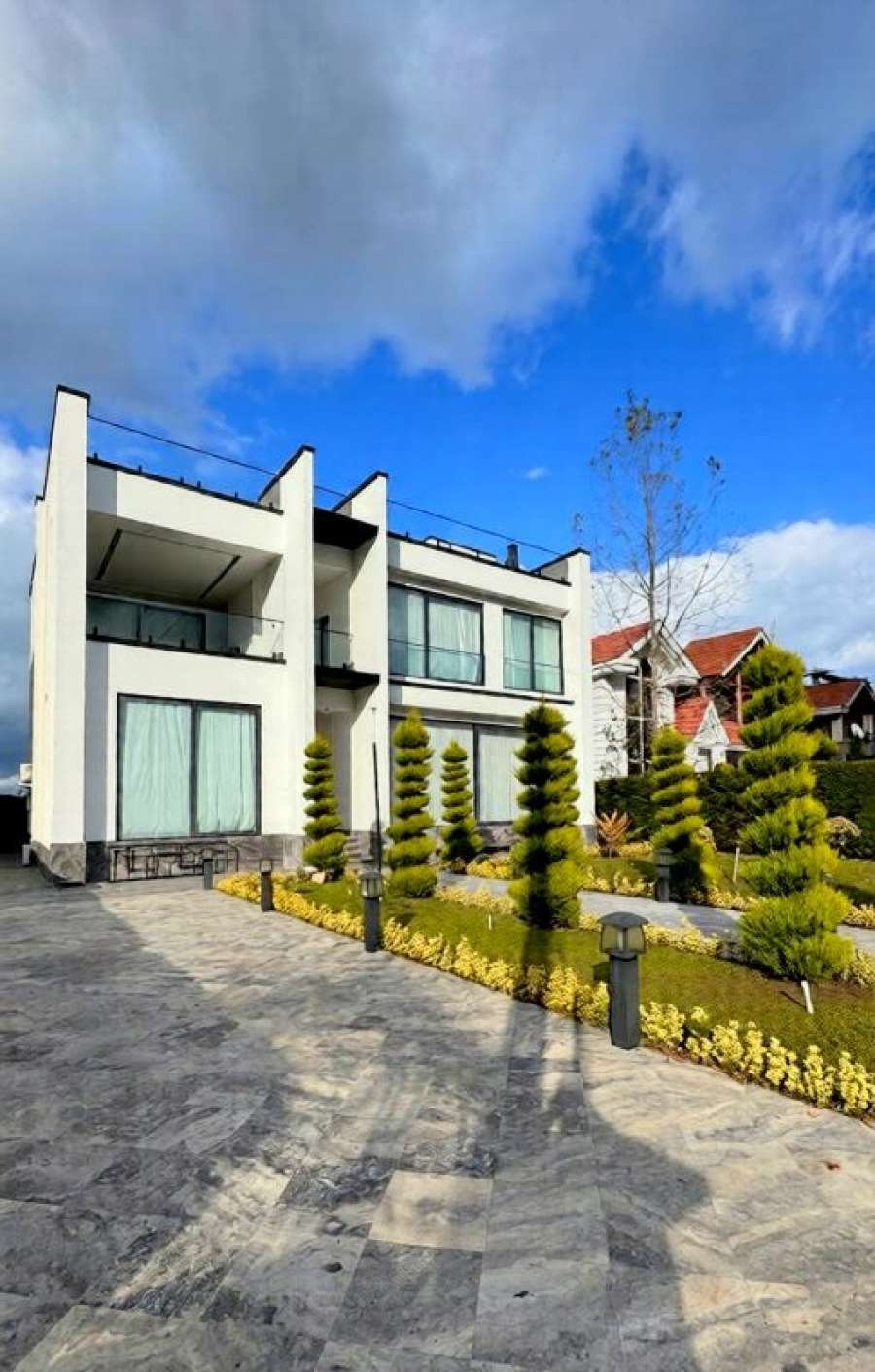 ویلا مدرن شهرکی ساحلی در سرخرود