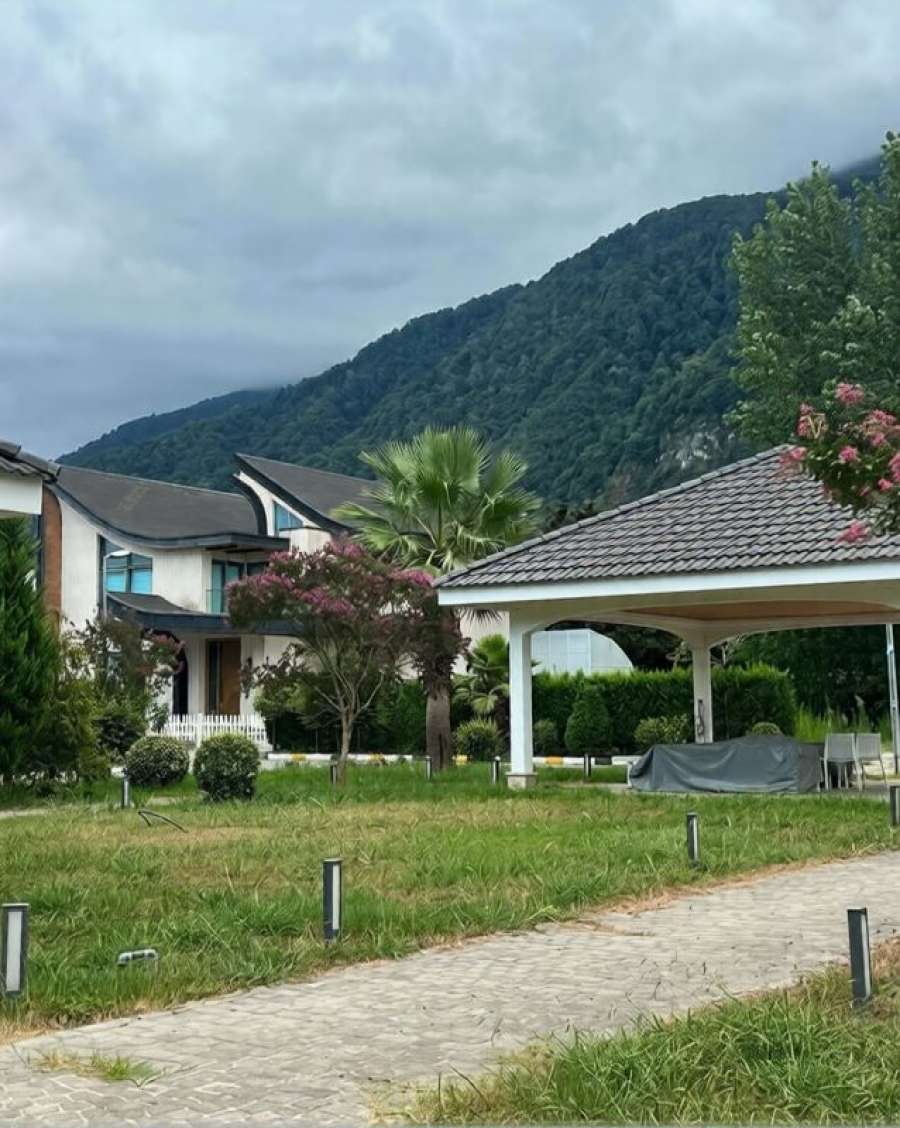 ویلا کلاسیک شهرکی در ریاست جمهوری نوشهر 