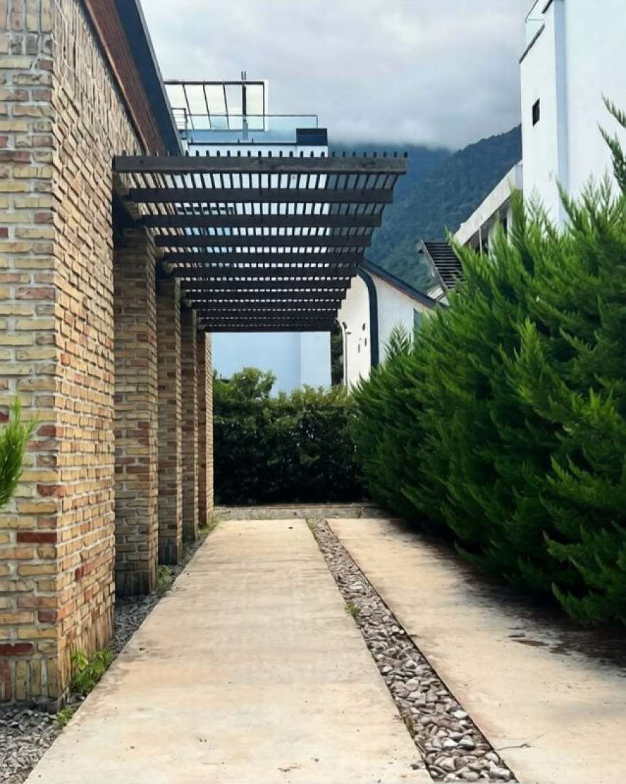 ویلا کلاسیک شهرکی در ریاست جمهوری نوشهر 