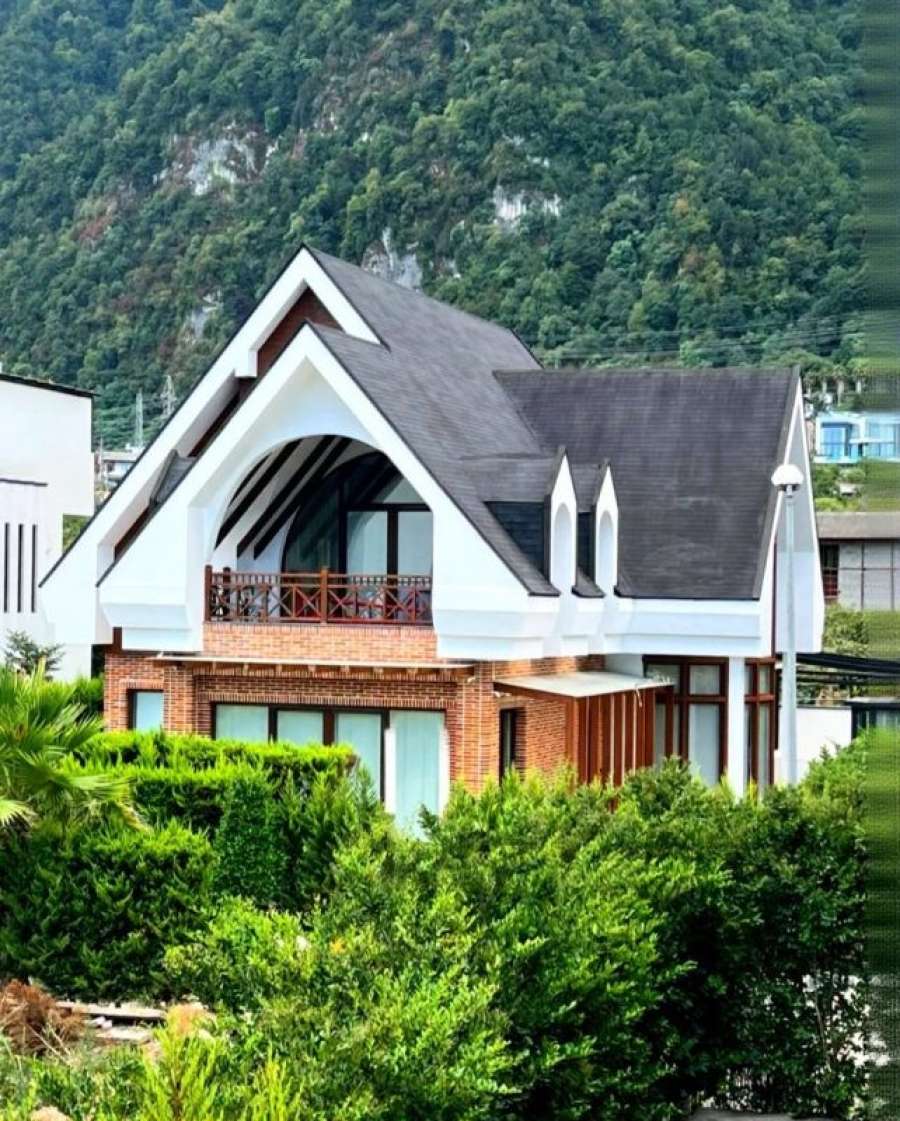 ویلا کلاسیک شهرکی در ریاست جمهوری نوشهر 