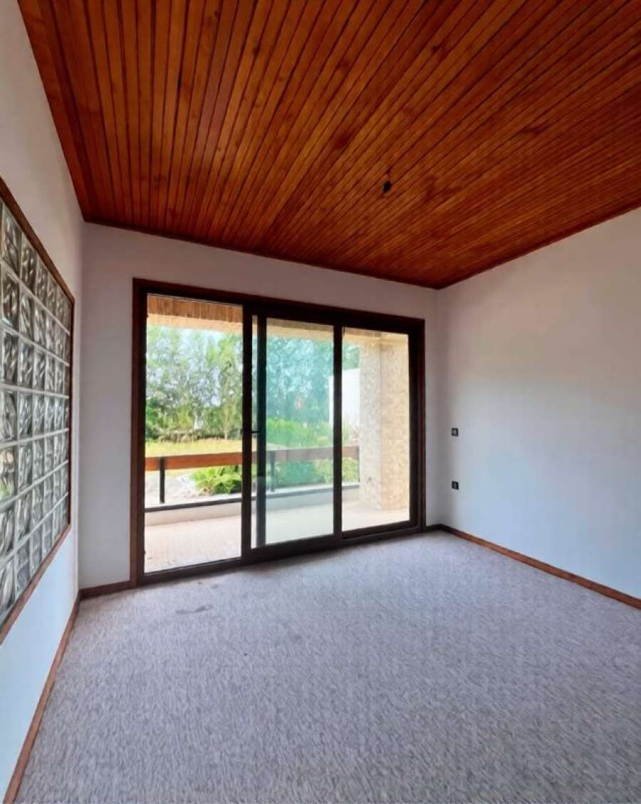 ویلا کلاسیک شهرکی در ریاست جمهوری نوشهر 