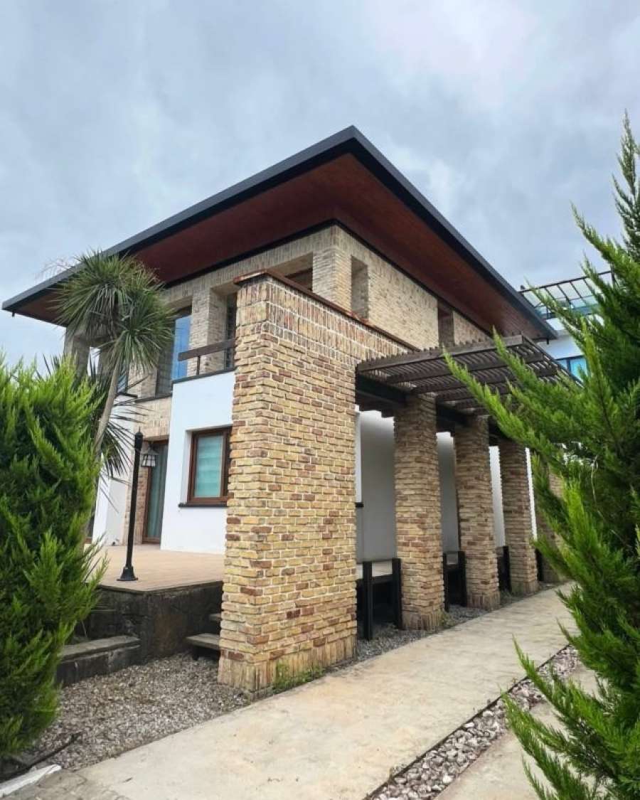 ویلا کلاسیک شهرکی در ریاست جمهوری نوشهر 