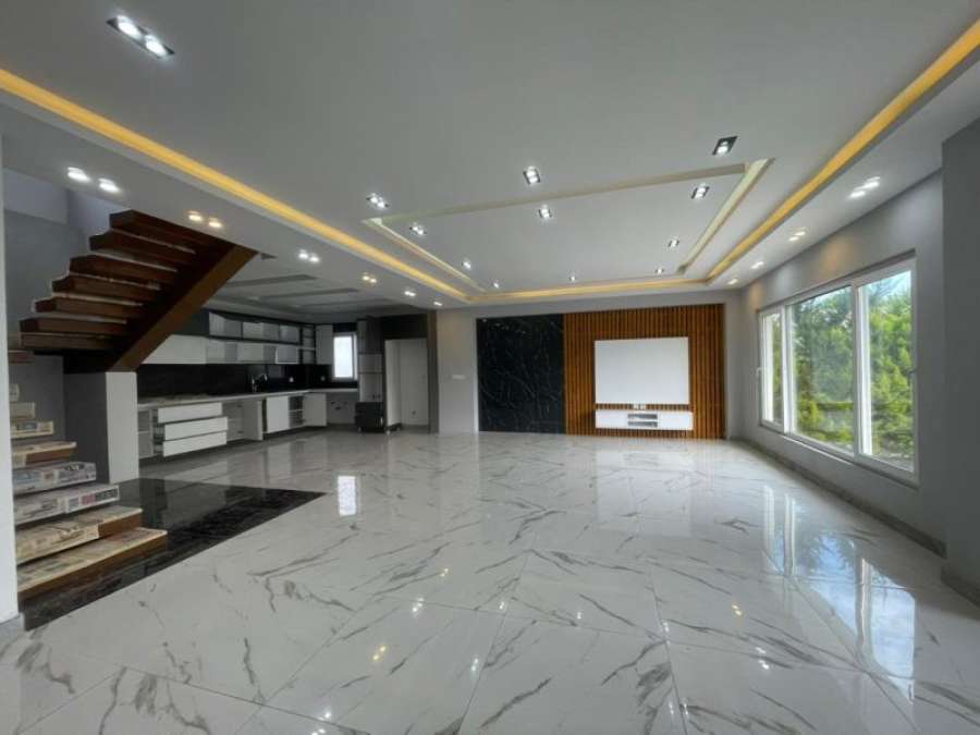 فروش ویلا مدرن ساحلی در سرخرود 