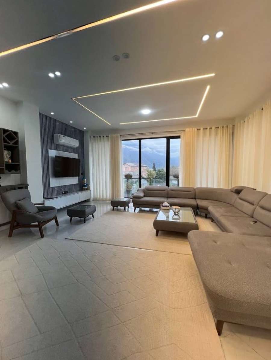 ویلا مدرن استخردار ساحلی در سرخرود 