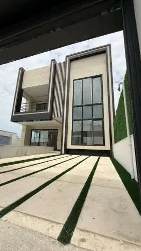 خرید ویلا مدرن استخردار شهرکی در سرخرود 