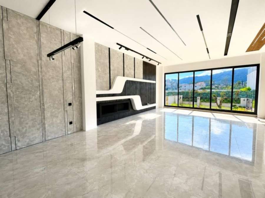 فروش ویلا مدرن استخردار در بندپی نوشهر