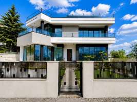 فروش ویلا مدرن استخردار در بندپی نوشهر