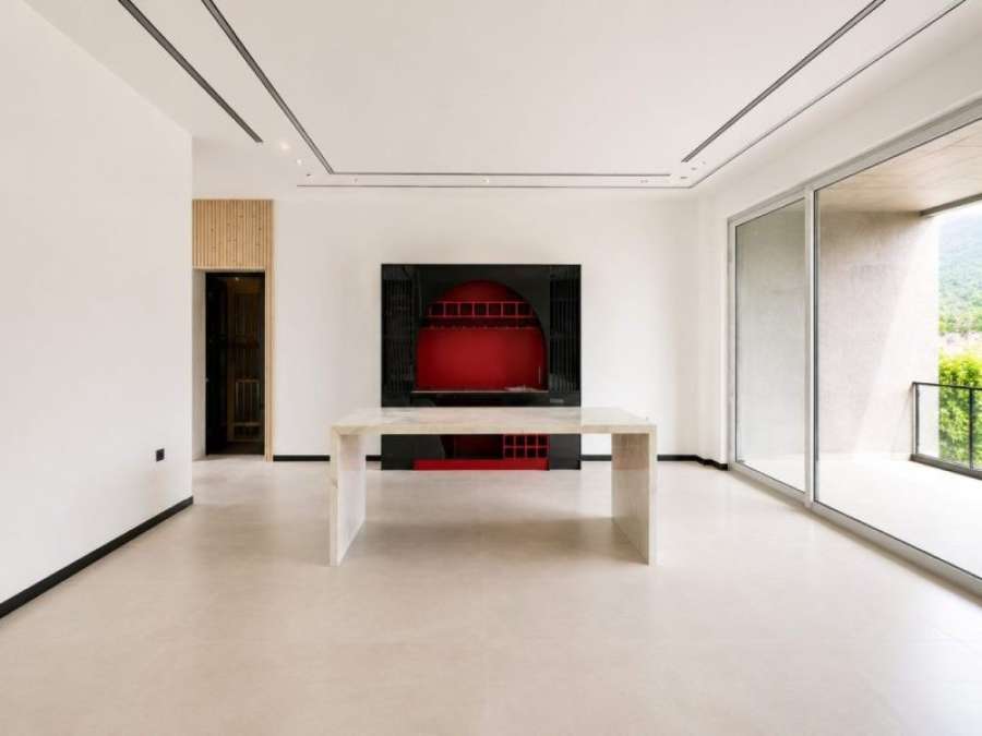 ویلا دوبلکس مدرن استخردار در ملکار نوشهر