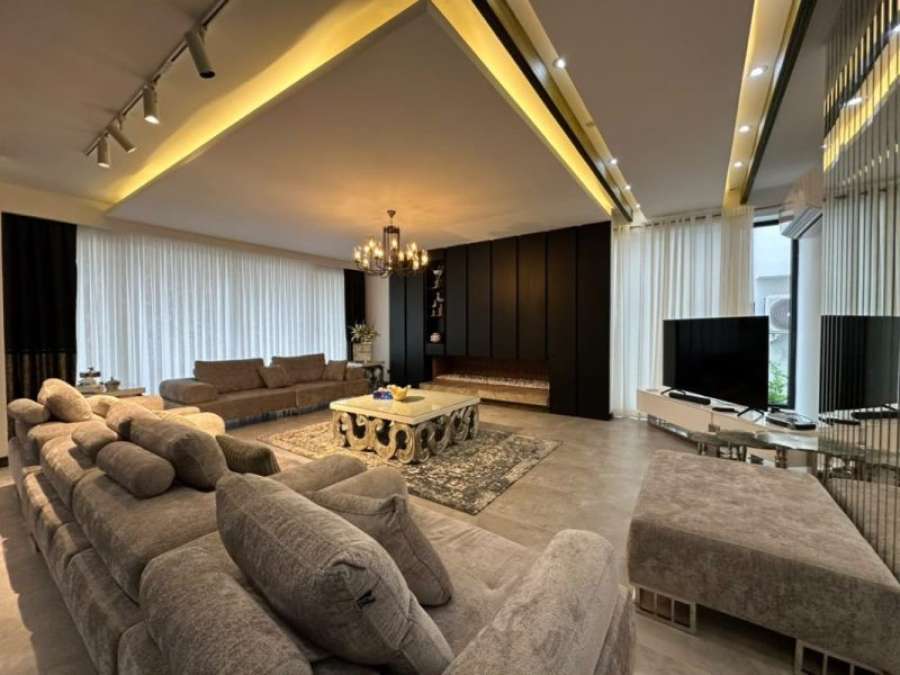 ویلا مدرن استخردار شهرکی ساحلی در سرخرود