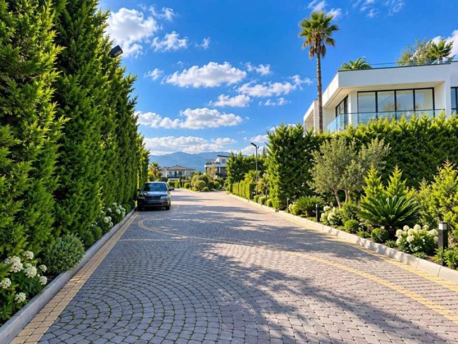 خرید ویلا شهرکی در دریابیشه رویان - مدرن و استخردار